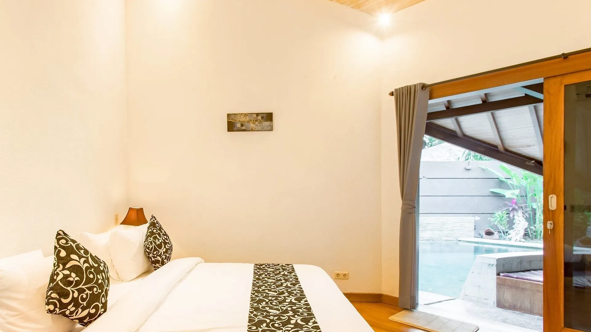 Luxury Villa Kalyca Seminyak  Indonesia